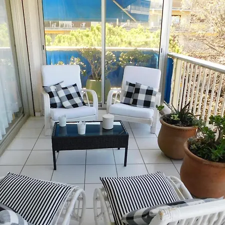 Superb T4 'port Aubernon' With Sea View Air Conditioningparking And Pool