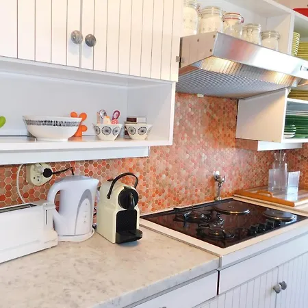 Superb T4 'port Aubernon' With Sea View Air Conditioningparking And Pool Apartment Antibes